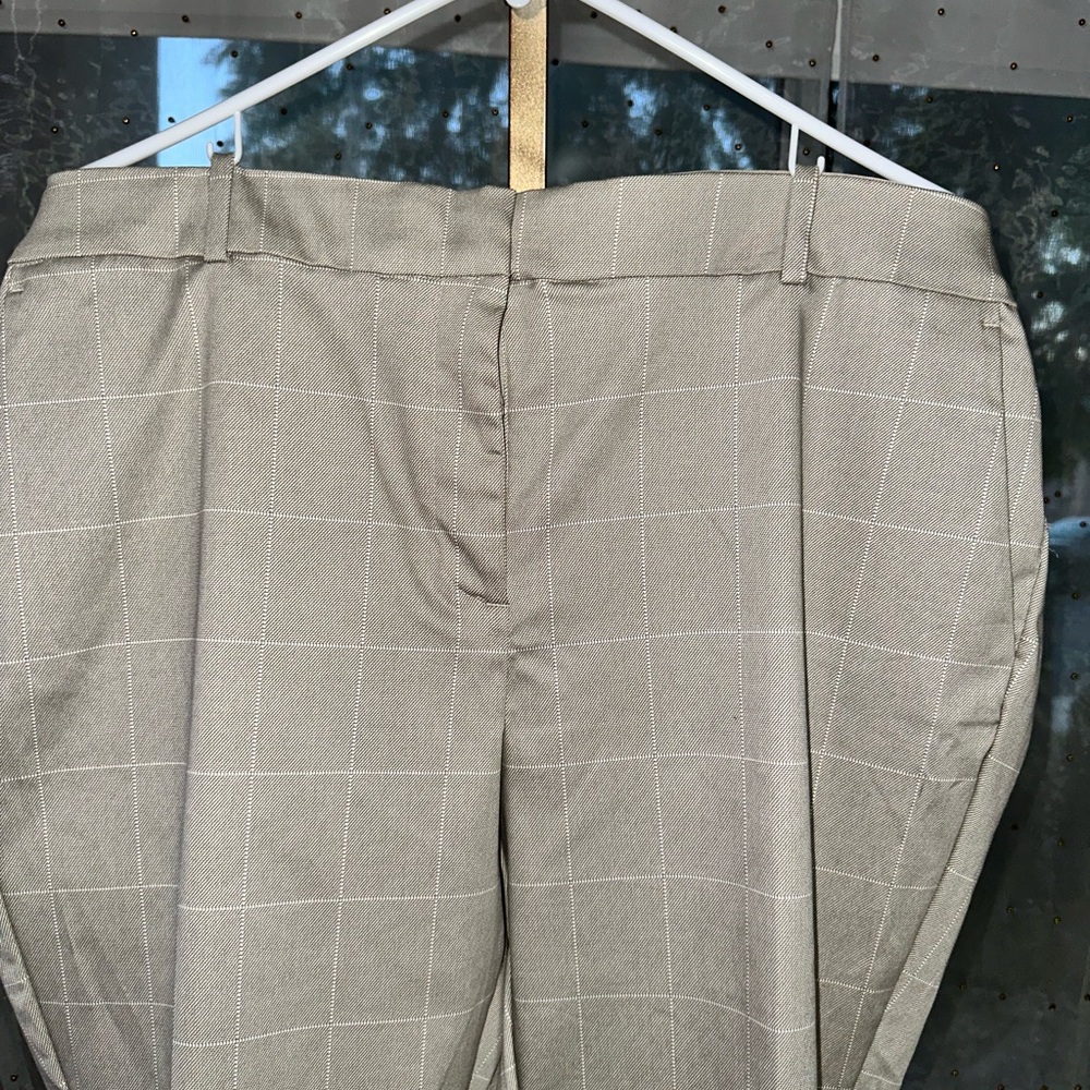 H&M Beige Checkered Straight Leg Pants